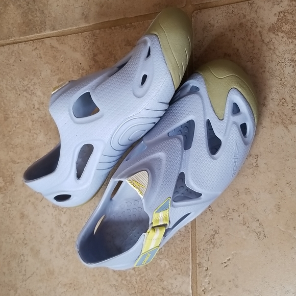 Speedo Shoes Speedo Hydro Tread Water Shoes Poshmark